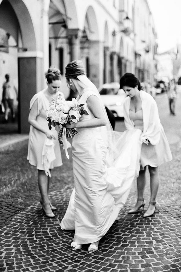 Classically-Italian-Wedding-at-Chiesa-di-San-Gaetano-Barbara-Zanon--5