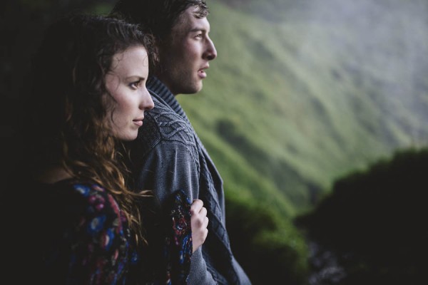 Intimate-Natural-Couple-Portraits-in-Iceland-Charis-Rowland-Photography-19