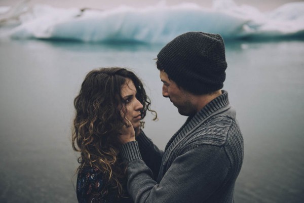 Intimate-Natural-Couple-Portraits-in-Iceland-Charis-Rowland-Photography-361