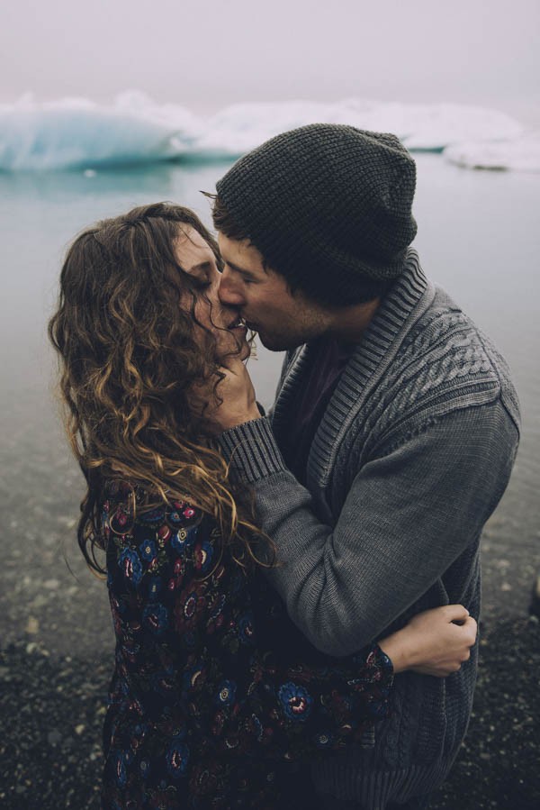 Intimate-Natural-Couple-Portraits-in-Iceland-Charis-Rowland-Photography-363