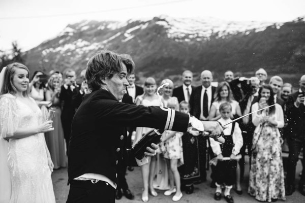 Traditional-Barn-Wedding-in-Norway-Damien-Milan-Photography--16