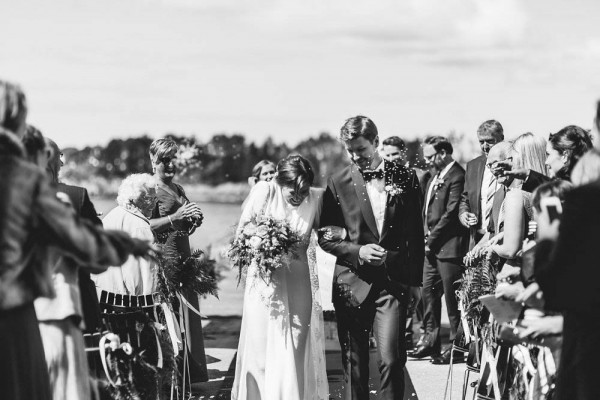 Black-and-White-Nordic-Wedding-at-Devold-Fabrikken (19 of 35)