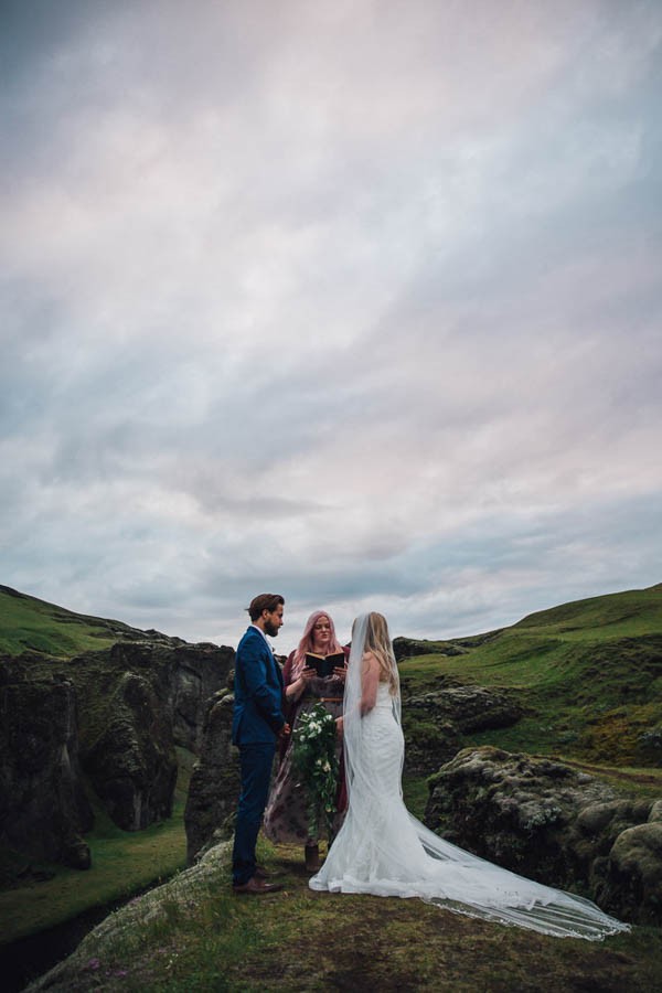Boldly-Romantic-Icelandic-Elopement-in-the-Fjaorargljufur-Canyon-Nicole-Ashley-Photography-23