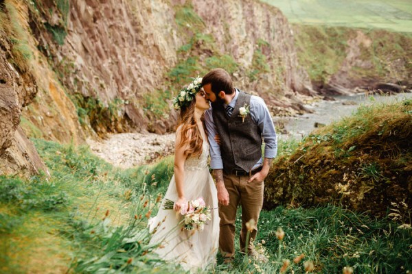 Ethereal-Irish-Elopement-at-Connor-Pass-The-Lous (13 of 40)