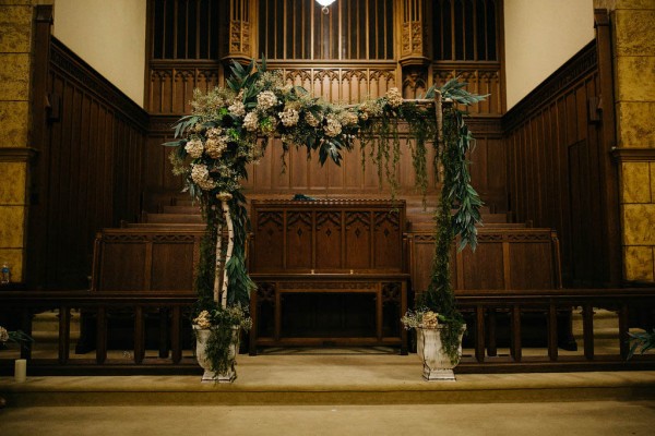 Free-Spirited-Ohio-Wedding-at-Ohio-Memorial-Chapel (3 of 31)