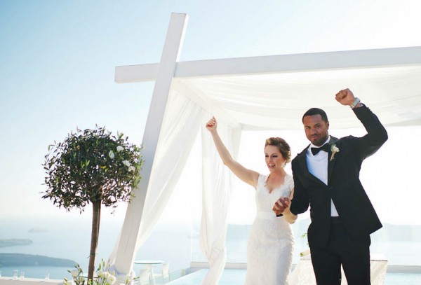 Romantic-Santorini-Destination-Wedding-at-La-Maltese-Thanasis-Kaiafas (21 of 28)