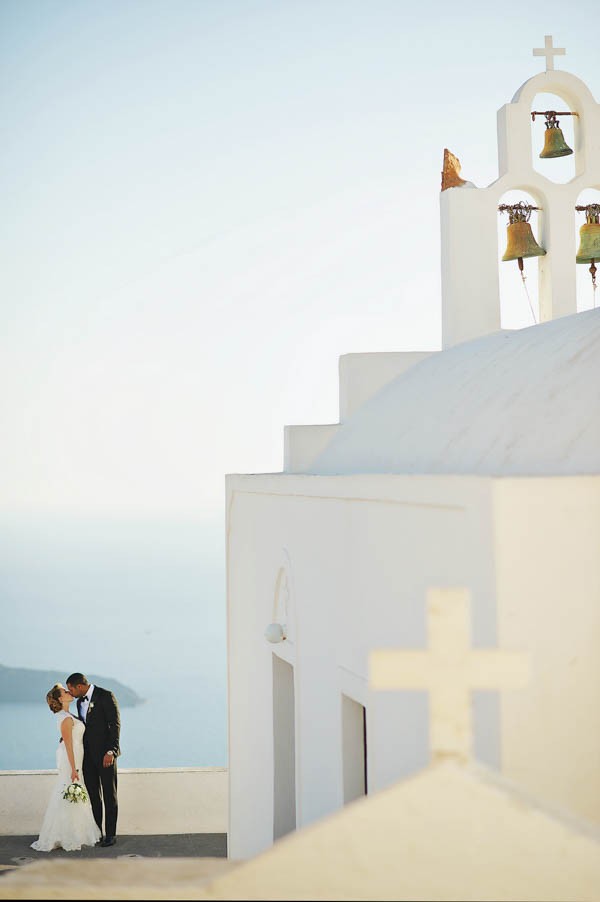 Romantic-Santorini-Destination-Wedding-at-La-Maltese-Thanasis-Kaiafas (23 of 28)