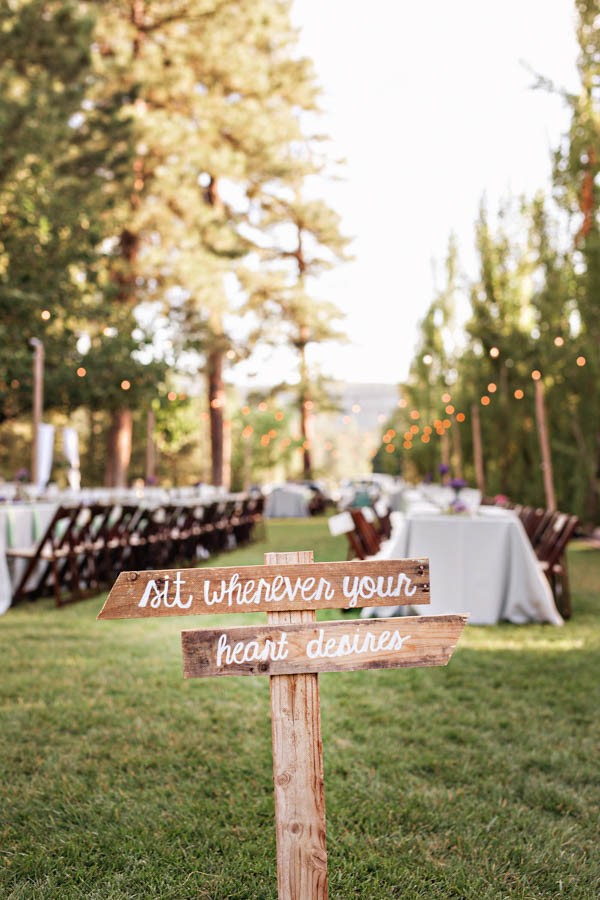Woodland-Bohemian-Wedding-at-the-Cabins-at-Strawberry-Hill-Amilia-Photography-32
