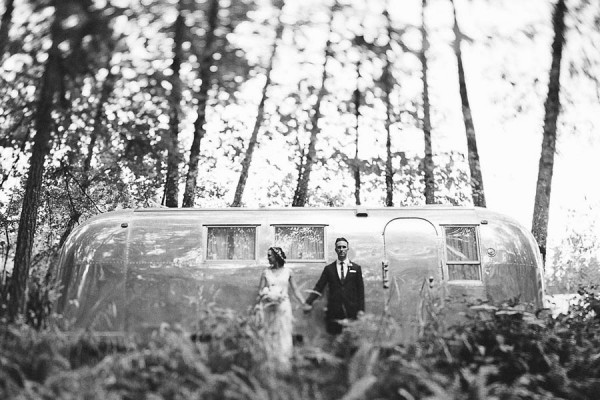 Earthy-Oregon-Wedding-at-Hornings-Hideout-Nakalan-McKay-12