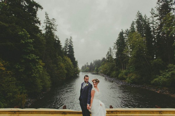 Sentimental-Vancouver-Island-Wedding-at-The-Dolphins-Resort-Jennifer-Armstrong-Photography-14