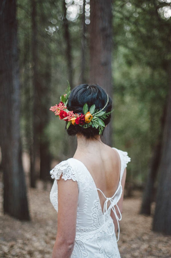 Vibrant-and-Earthy-Forest-Wedding-Inspiration-in-the-Palomar-Mountains-Color-and-Cake-Photography-15