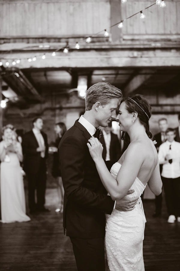 Bohemian-Meets-Industrial-NYC-Wedding-Greenpoint-Loft-Lindsey-M-Events-28