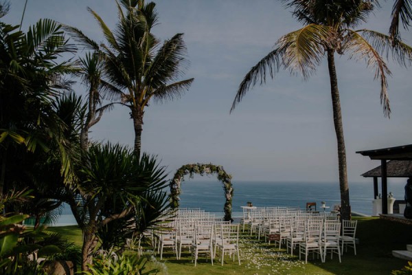 Breathtaking-Bali-Beach-Wedding-Robert-J-Hill-3