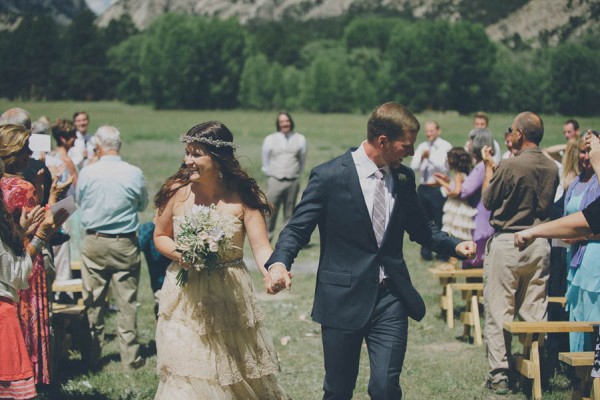 Casual-Colorado-Wedding-at-Bighorn-Lodge-This-is-Feeling-19