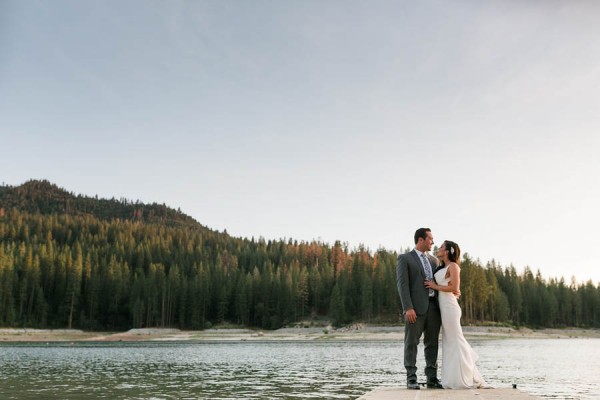 Chic-Blue-and-White-Wedding-Overlooking-Bass-Lake-Tim-and-Jess-Photography-34