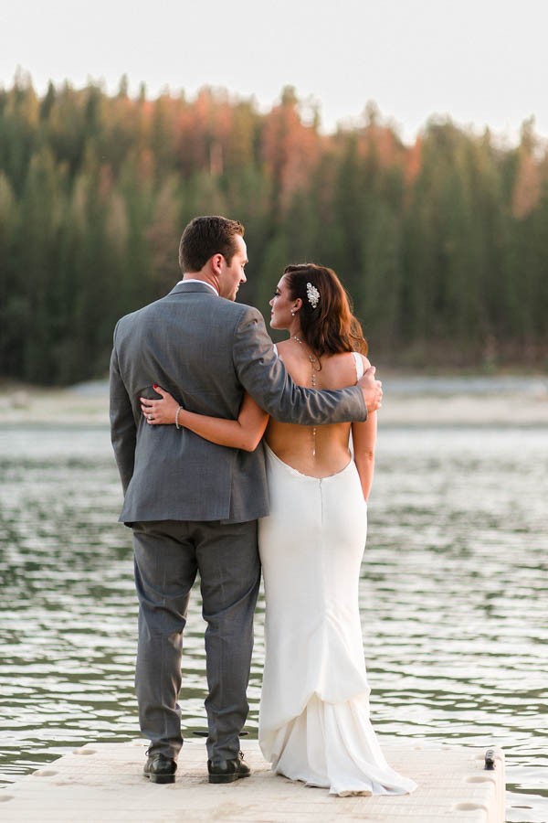 Chic-Blue-and-White-Wedding-Overlooking-Bass-Lake-Tim-and-Jess-Photography-35