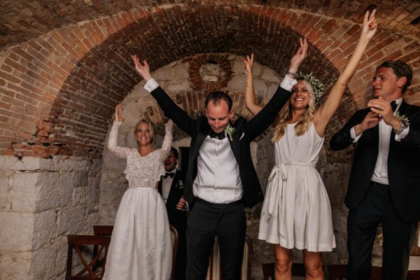 Chic-Rustic-Croatian-Wedding-at-Fort-George-Irina-Matej-Weddings-23
