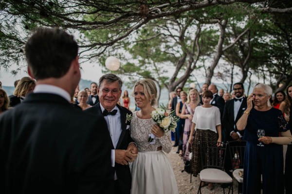 Chic-Rustic-Croatian-Wedding-at-Fort-George-Irina-Matej-Weddings-5