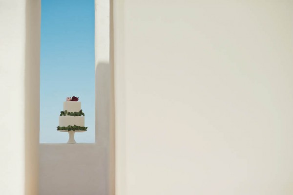 Glamorous-Santorini-Wedding-at-the-Anastasi-Church-Thanasis-Kaiafas-1