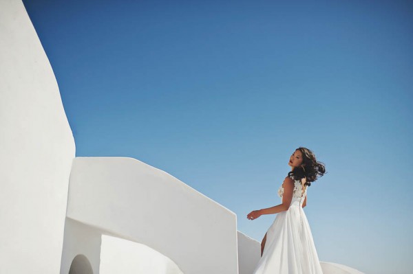 Glamorous-Santorini-Wedding-at-the-Anastasi-Church-Thanasis-Kaiafas-5