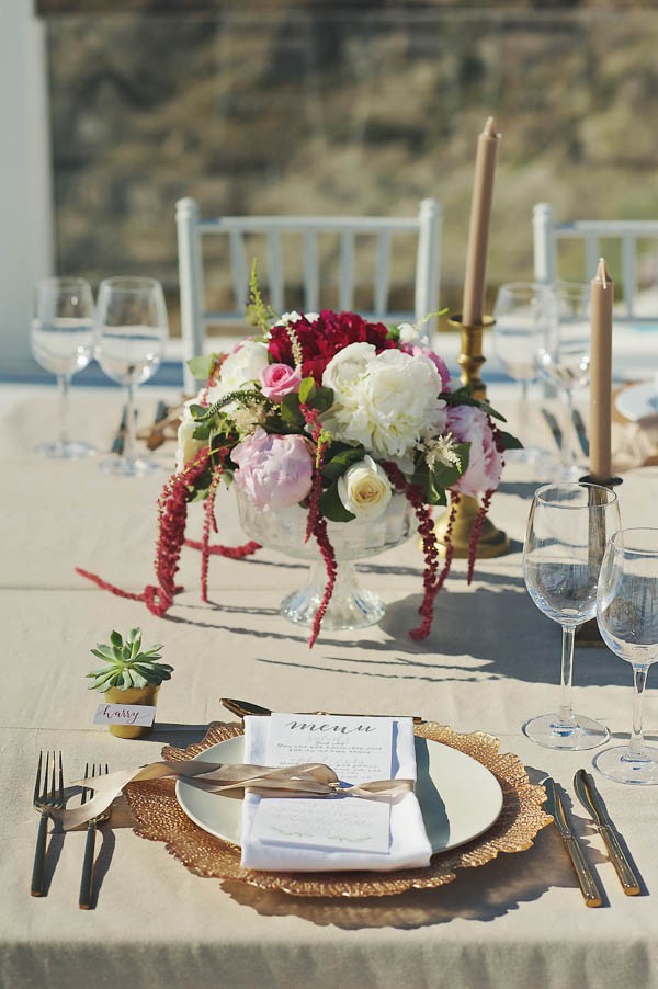 Glamorous-Santorini-Wedding-at-the-Anastasi-Church-Thanasis-Kaiafas-9