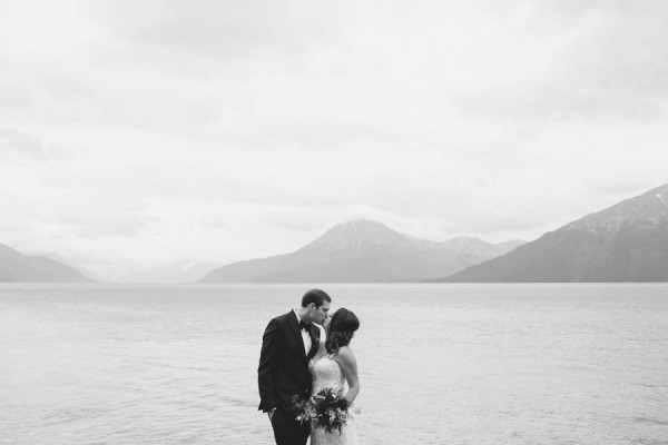 Jewel-Tone-Alaskan-Wedding-at-Crow-Creek-Mine-Blomma-Designs-13