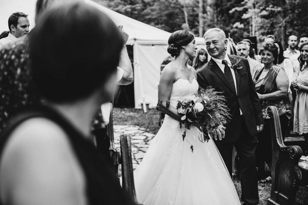 Minnesota-Woodland-Wedding-at-Juliane-James-Place-Matt-Lien-23