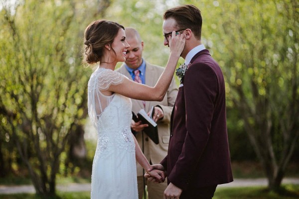 Totally-Chic-Woodland-Wedding-in-Oklahoma-City-Jamie-Jones-Photography-40