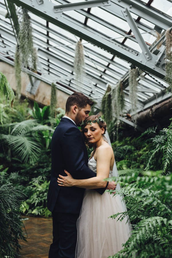 Industrial-Garden-Wedding-Inspiration-Garfield-Park-Conservatory-Erika-Mattingly-Photography-13