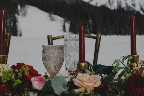 Passionate-Winter-Elopement-Inspiration-at-Emerald-Lake-Lolo-Nola-Photography-7