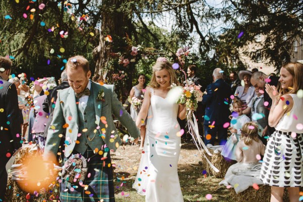 Sweetly-Colorful-Scottish-Wedding-Gilmerton-House-20