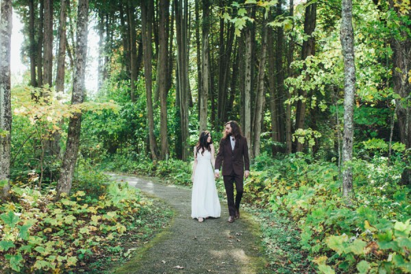 This-Woodland-Wisconsin-Wedding-Straight-from-Pages-Storybook-9