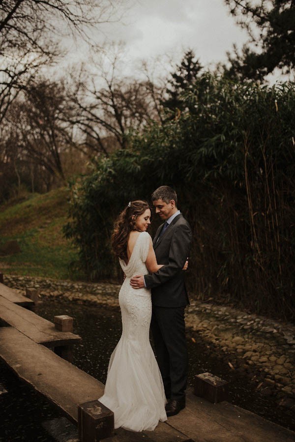 Romantic-Serbian-Wedding-Shoot-in-the-Botanical-Garden-3