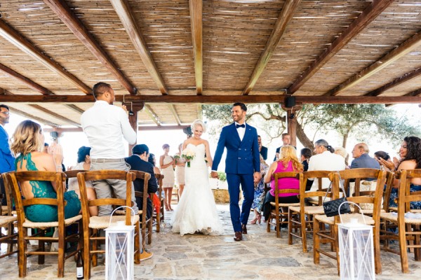 Stylish-Greek-Village-Wedding-at-Agreco-Farm-Elias-Kordelakos-13