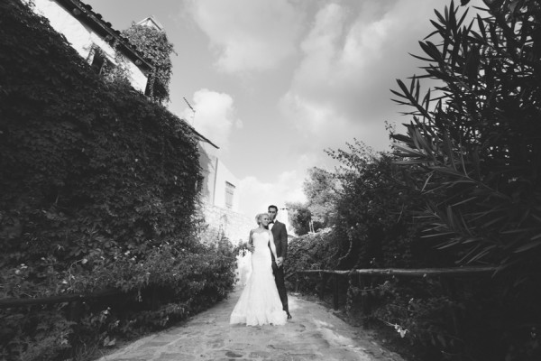 Stylish-Greek-Village-Wedding-at-Agreco-Farm-Elias-Kordelakos-17