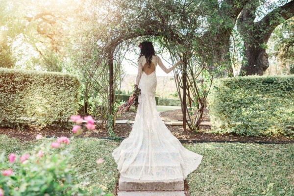 Texas-Bohemian-Wedding-Style-Laguna-Gloria-Holly-Kringer-Photography (19 of 30)