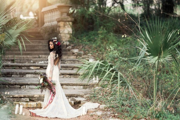Texas-Bohemian-Wedding-Style-Laguna-Gloria-Holly-Kringer-Photography (8 of 30)