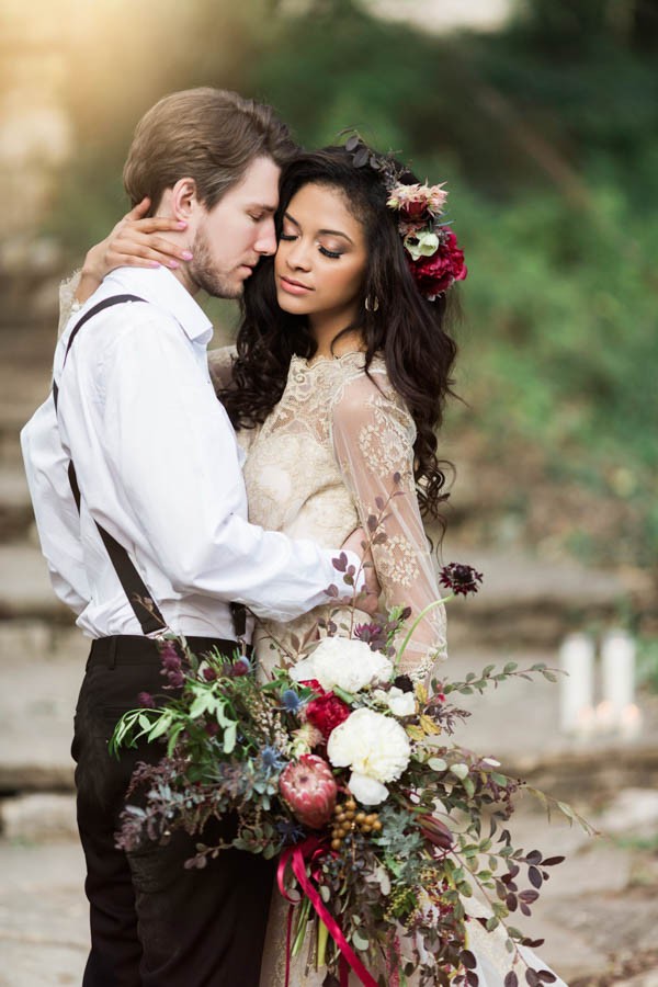 Texas-Bohemian-Wedding-Style-Laguna-Gloria-Holly-Kringer-Photography (9 of 30)