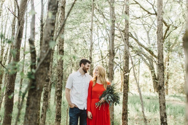 These-Two-Free-People-Dresses-are-Engagement-Photo-Perfection-10