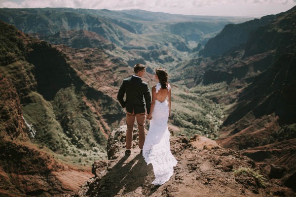 This-Jaw-Dropping-Waimea-Canyon-Wedding-Hawaii-Like-You've-Never-Seen-Before-15