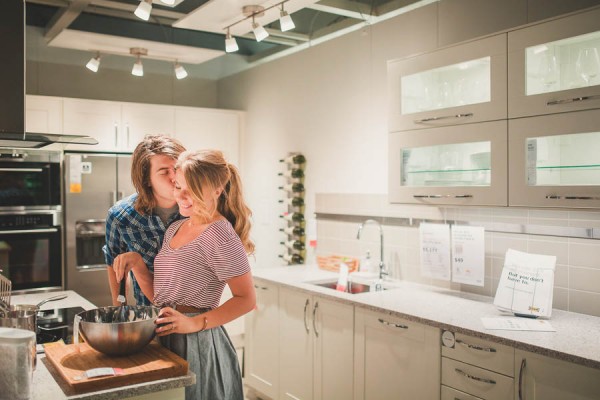 these-ikea-engagement-photos-are-as-sweet-as-they-are-unique-19