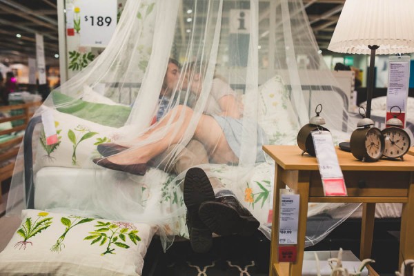 these-ikea-engagement-photos-are-as-sweet-as-they-are-unique-22