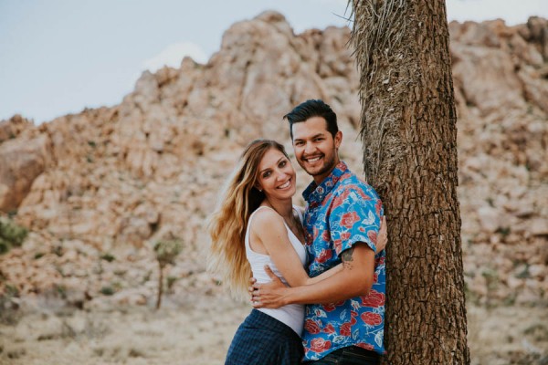 this-cali-cool-joshua-tree-engagement-is-full-of-1970s-vibes-12