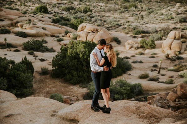 this-cali-cool-joshua-tree-engagement-is-full-of-1970s-vibes-25