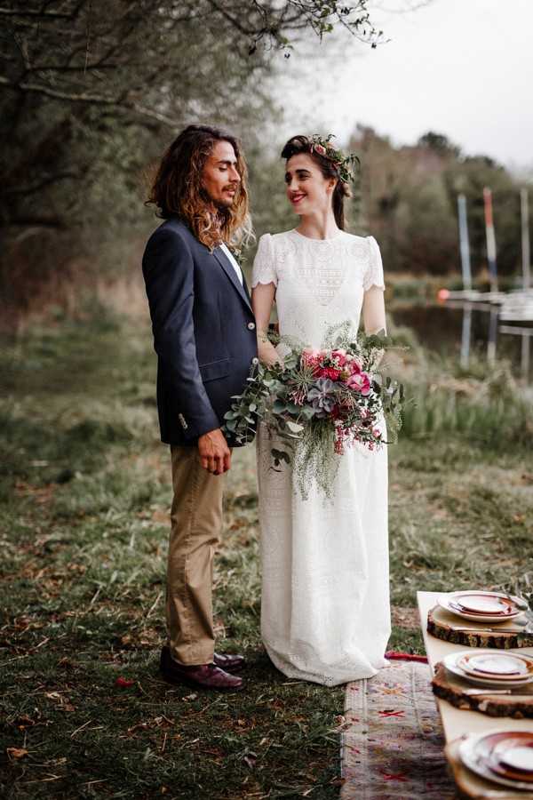 a-romantic-french-elopement-with-roses-cacti-and-macrame-at-souston-lake-5