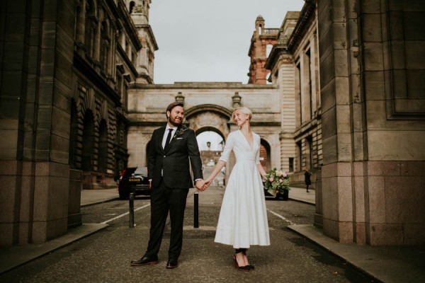 black-and-white-civil-ceremony-at-this-glasgow-registrars-office-16