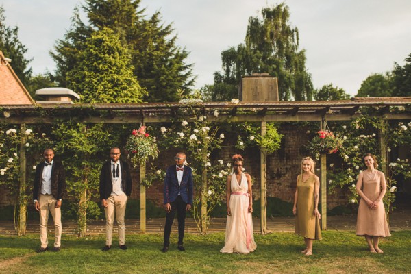 calling-all-creative-couples-this-artistic-and-stylish-woodhall-manor-wedding-is-for-you-31