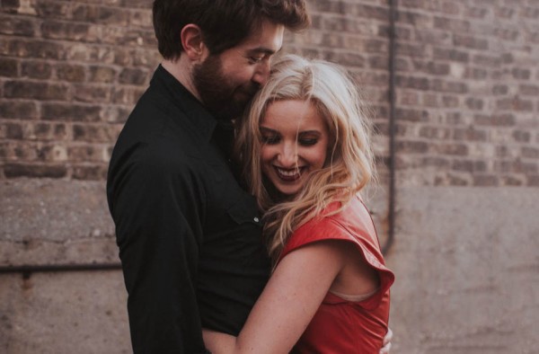 just-try-not-to-smile-at-this-adorable-milwaukee-engagement-5