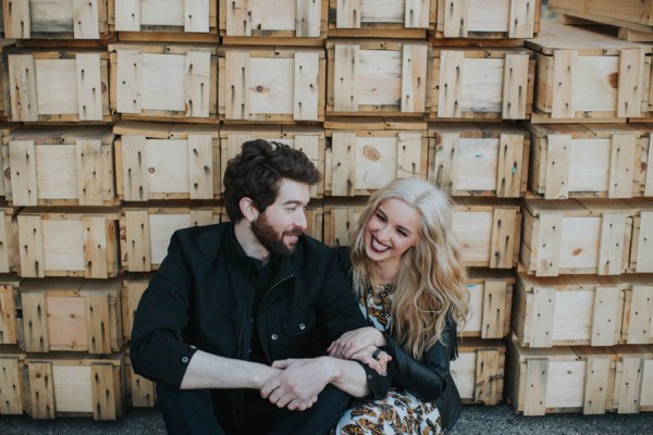 just-try-not-to-smile-at-this-adorable-milwaukee-engagement-6
