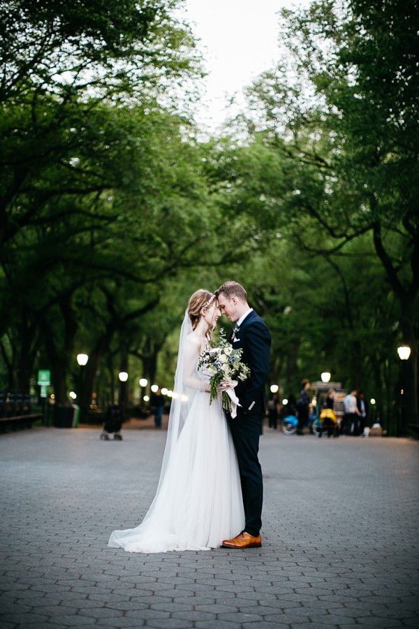 from-the-brooklyn-bridge-to-central-park-this-nyc-elopement-took-our-breath-away-16
